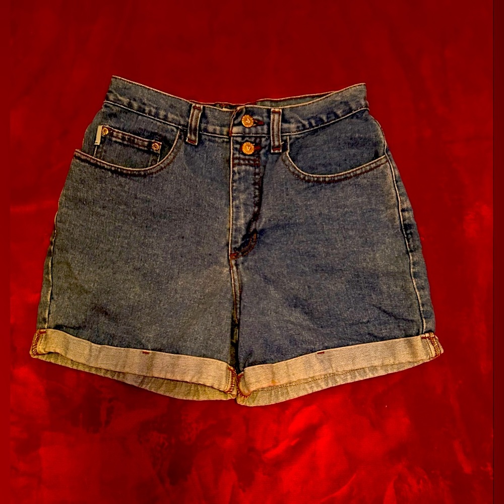 Arizona size 9 vintage shorts